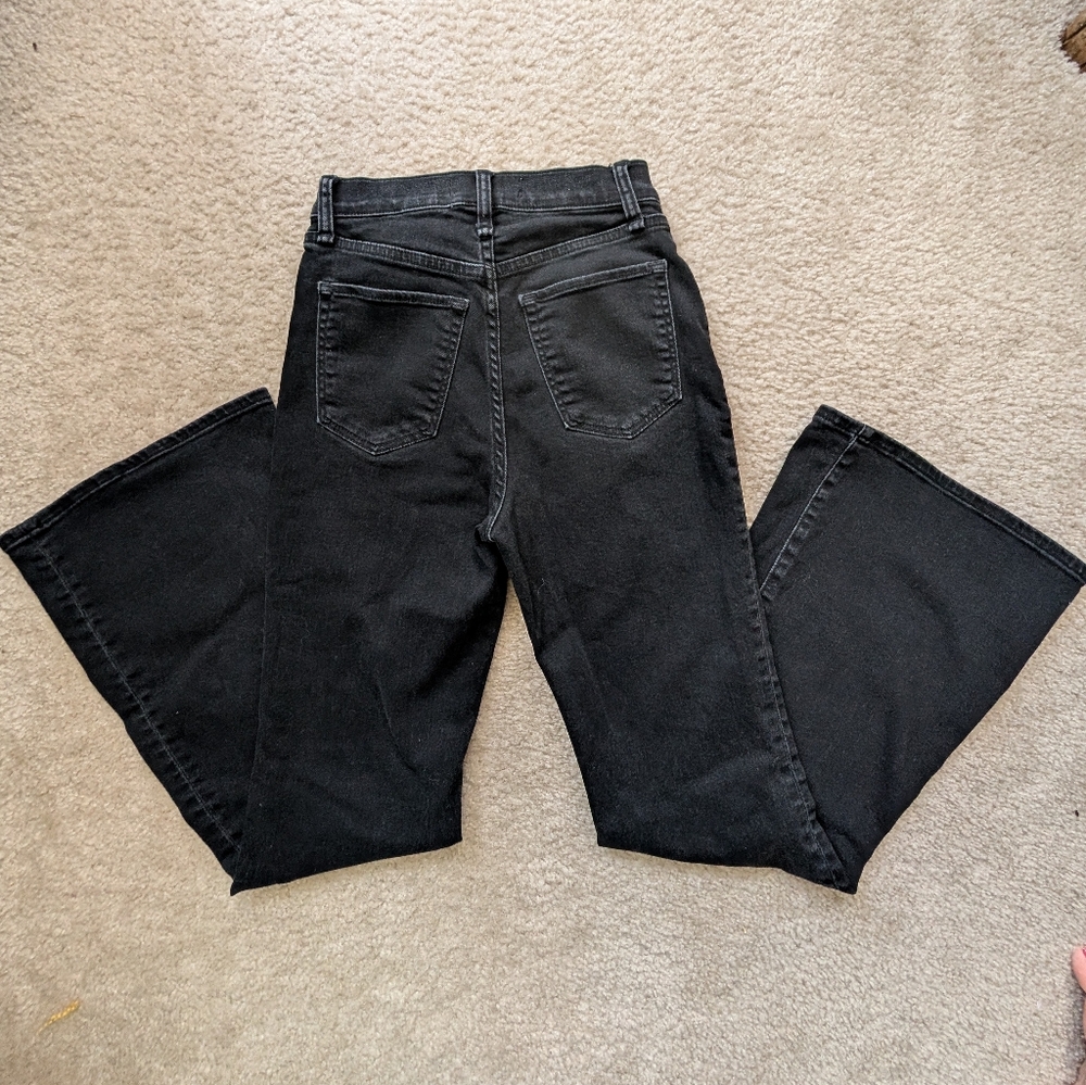 Abercrombie & Fitch Curve Love The Flare Ultra High Rise Jeans - Picture 3 of 8